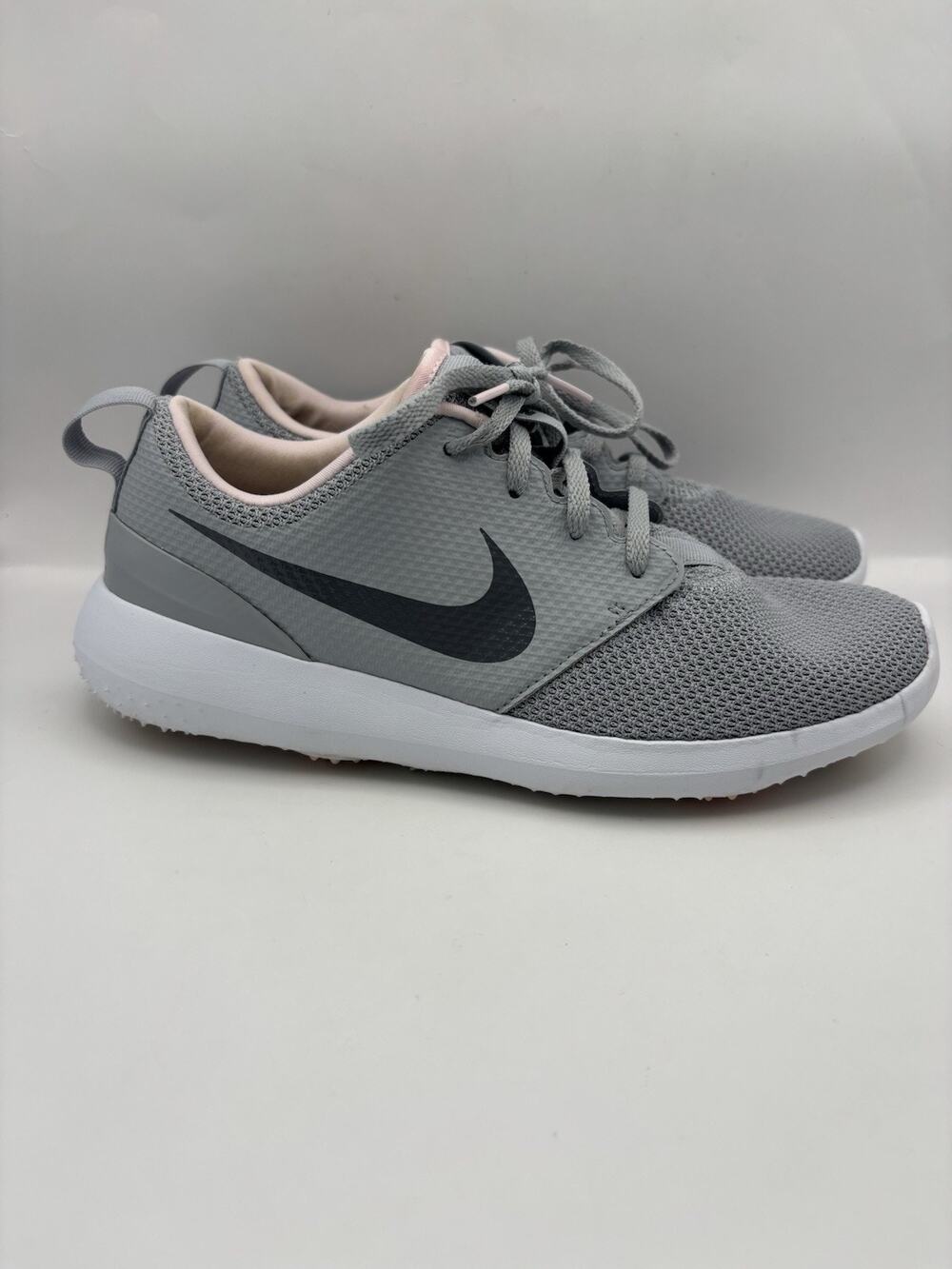 Nike Roshe G Golf Shoes Gray And Pink Women Sneakers Size 8.5